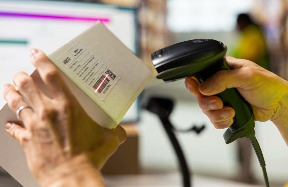 Etiquetas para controle de estoque: como melhorar rastreabilidade no varejo