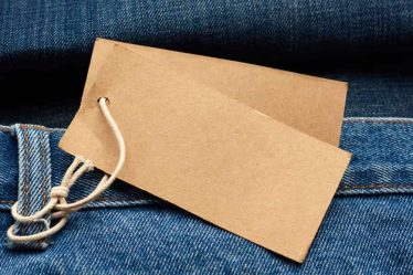 Quanto custam etiquetas para roupas? Entenda o que influencia no preço